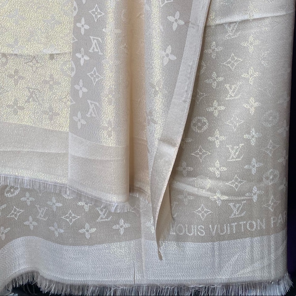 LV SCARF